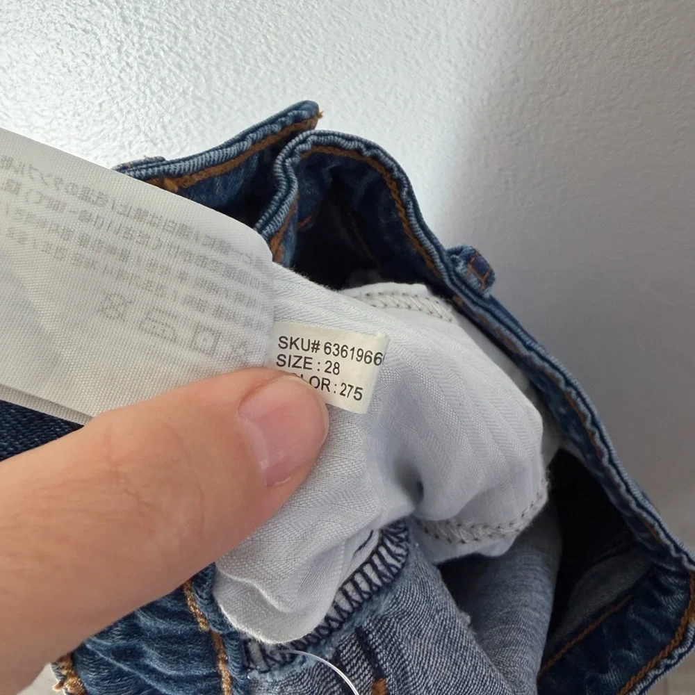 Abercrombie & Fitch Zoe Natural Rise Ankle Straight Medium Wash Jeans Size 28/6R - Picture 9 of 9